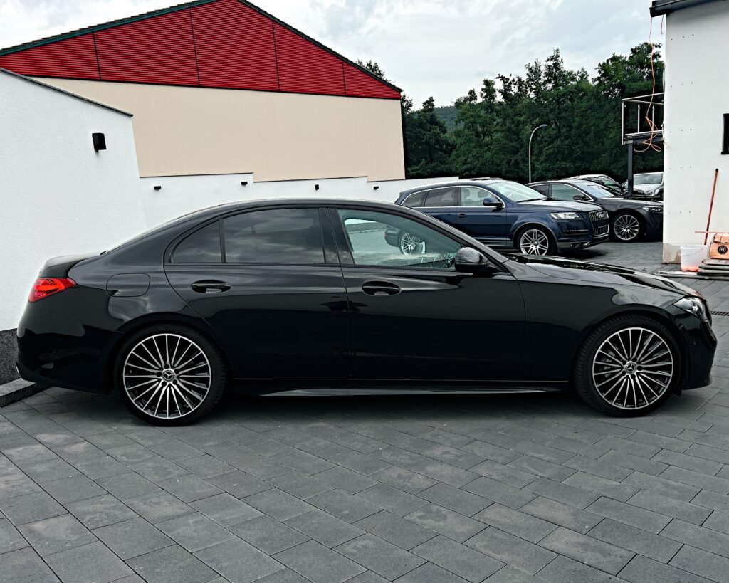 MERCEDES BENZ C200 4MATIC