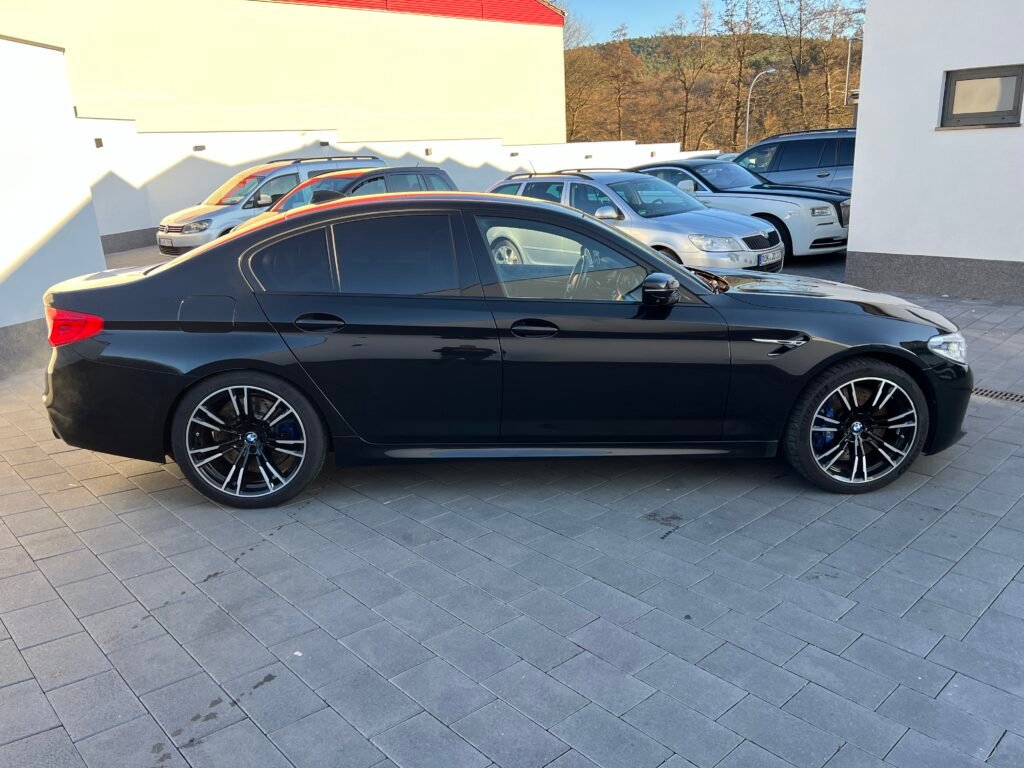 BMW M5
