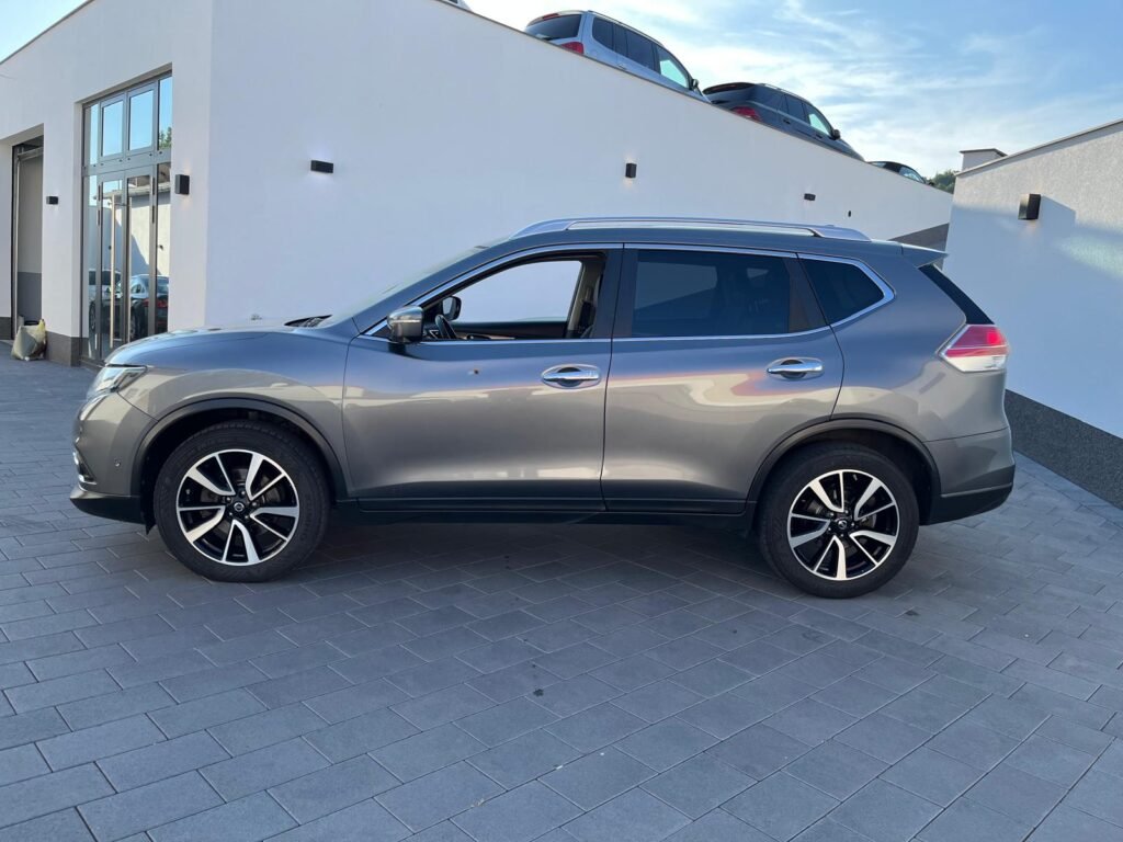 Nissan X-Trail 7 sjedala