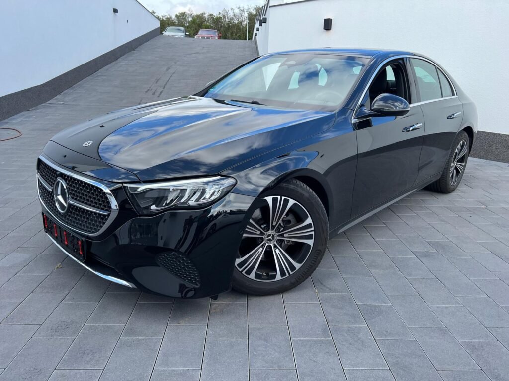 Mercedes-Benz E200