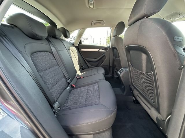 Audi Q3 2.0 TDI QUATTRO SPORT* NAVI*LED*SHZ*PDC* AHK*