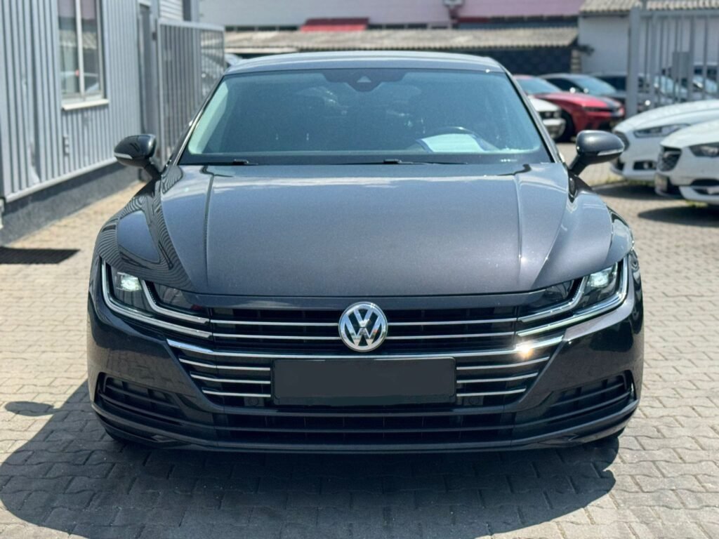 Volkswagen Arteon 2.0 TDI NAVI+LED+4XSHZ+SPUR+PDC+EURO6