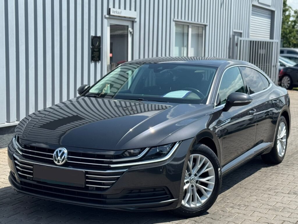 Volkswagen Arteon 2.0 TDI NAVI+LED+4XSHZ+SPUR+PDC+EURO6