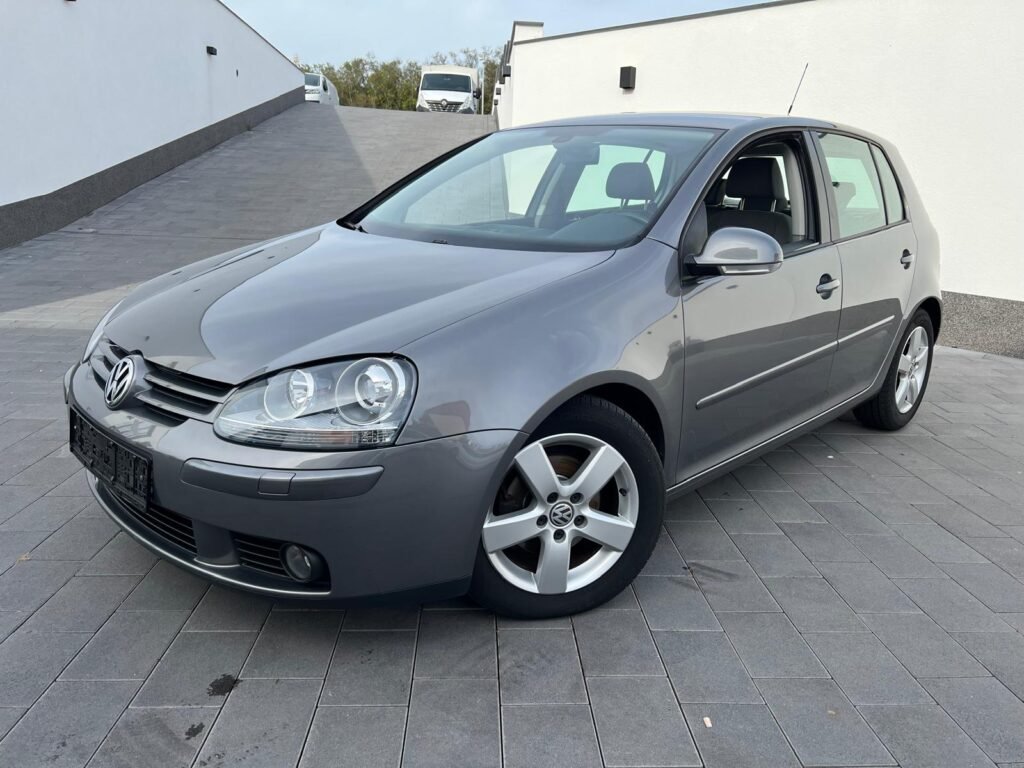 Volkswagen Golf V 1.6  Lim. Sportline