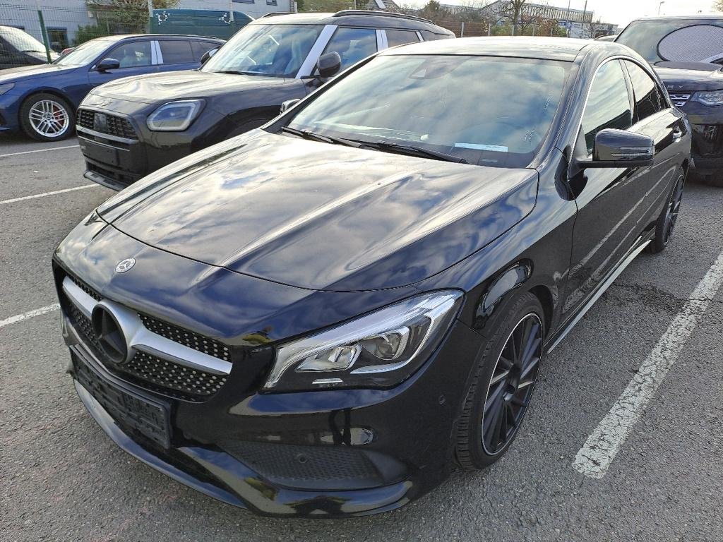 Mercedes-Benz Cla 220 D AMG-LINE