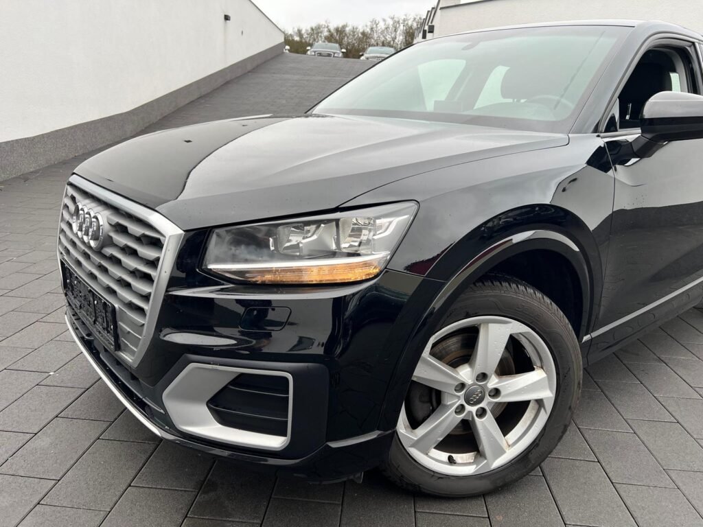 Audi Q2 TFSI  S TRONIC SPORT