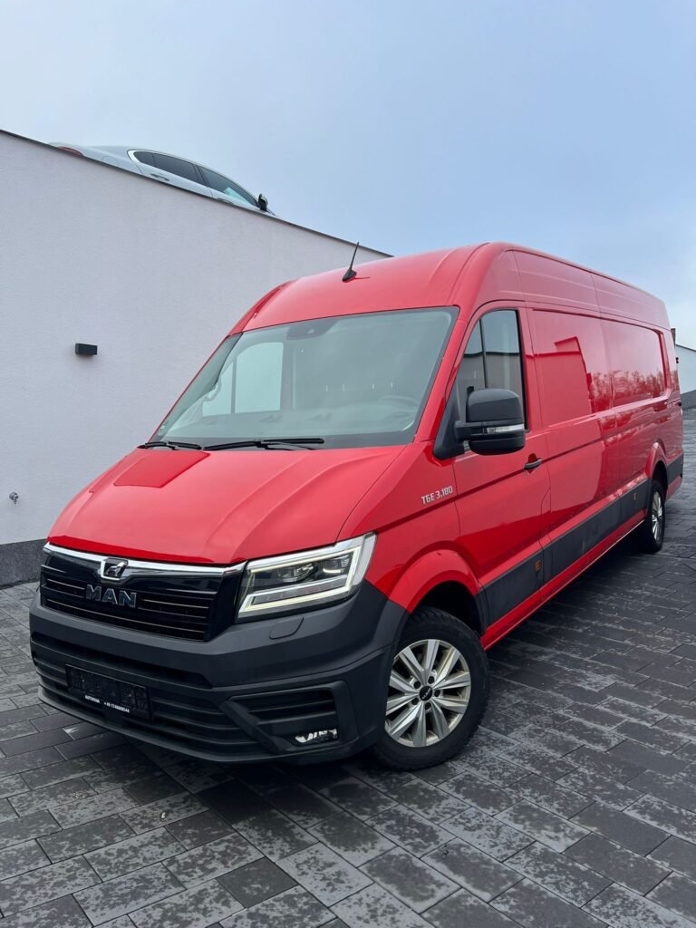 MAN TGE 3.180 DSG/Bühne/ACC/LED/Navi