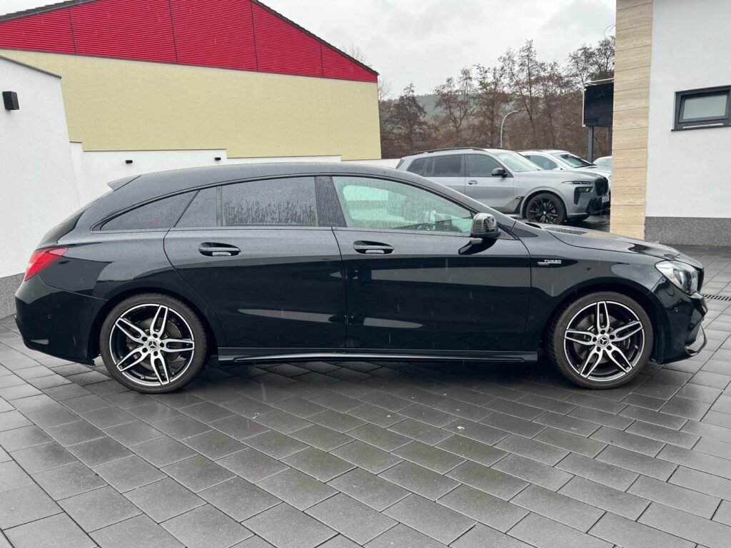 Mercedes-Benz Cla AMG SHOOTING BRAKE 250 4MATIC 7G