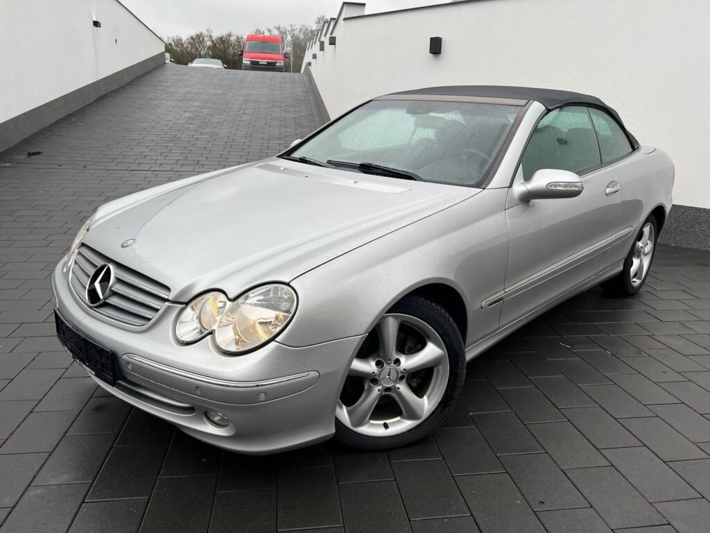 Mercedes-Benz CLK 320 Cabrio *V6*Navi*