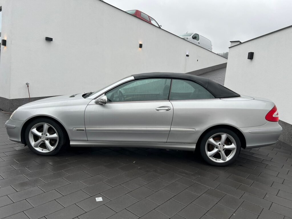 Mercedes-Benz CLK 320 Cabrio *V6*Navi*