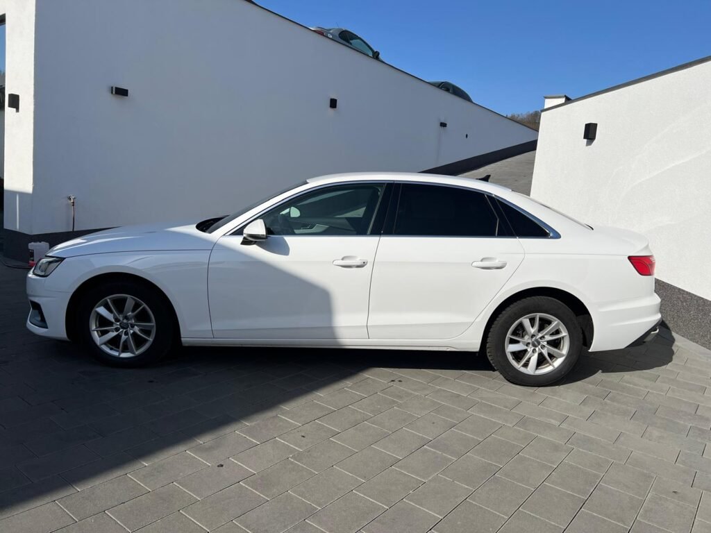 Audi A4 Limousine