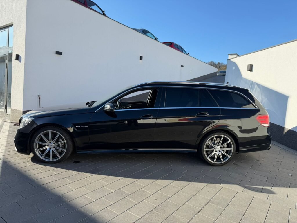Mercedes-Benz E 63 AMG 4MATIC