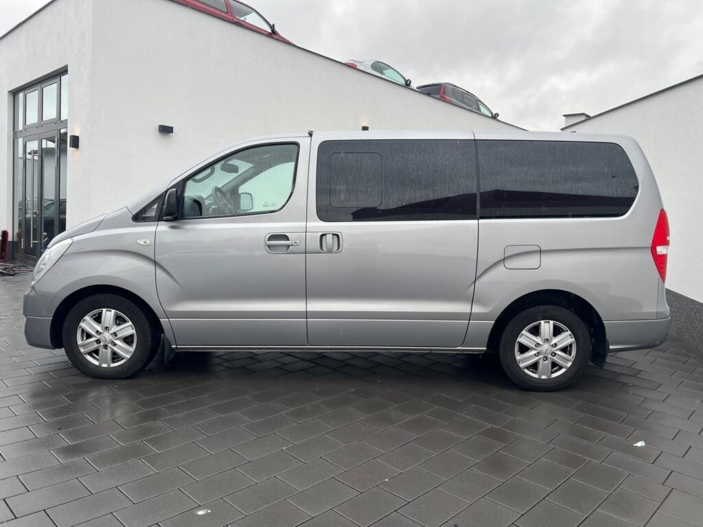 Hyundai H-1 Travel | 8-Sitzer |2x Schiebedach