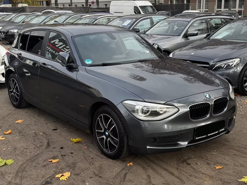 BMW 118 d SportLine AUTOMATIK