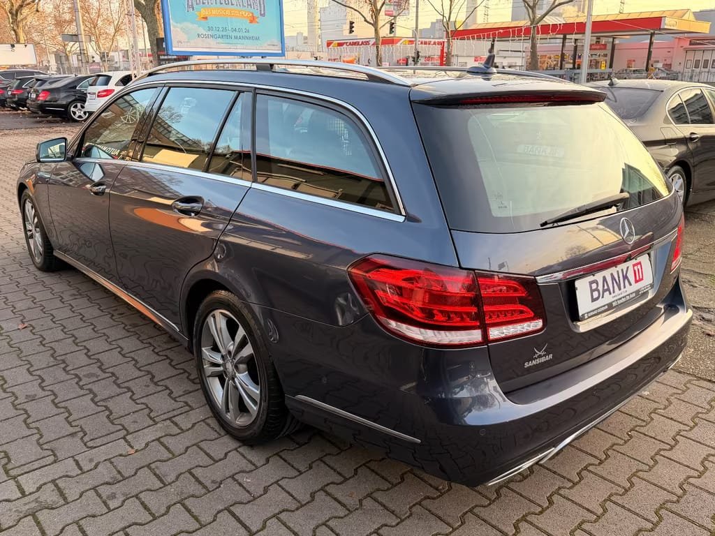 Mercedes-Benz E 220 CDI