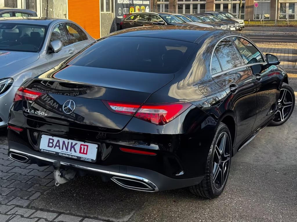 Mercedes-Benz CLA 250e