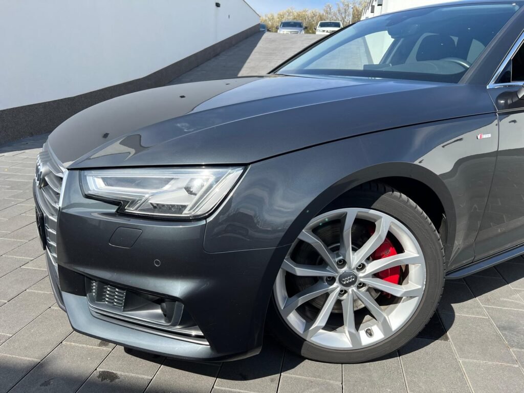 Audi A4 AVANT 3.0 TDI QUATTRO TIPTRONIC