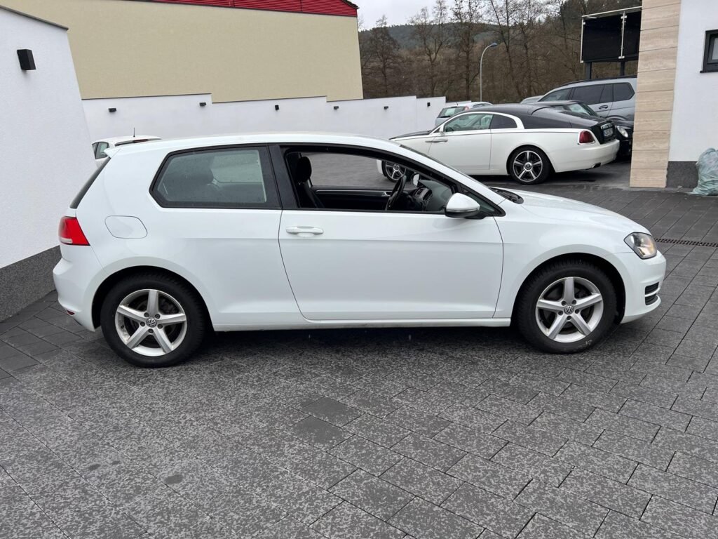 Volkswagen Golf VII