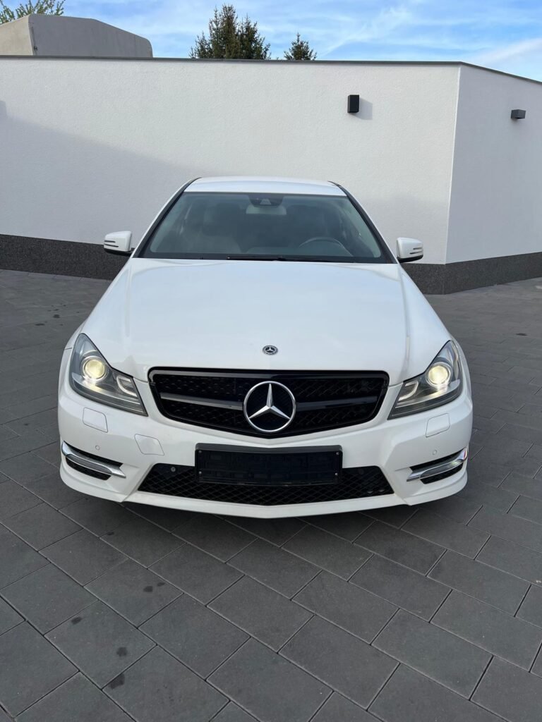 Mercedes-Benz C 220