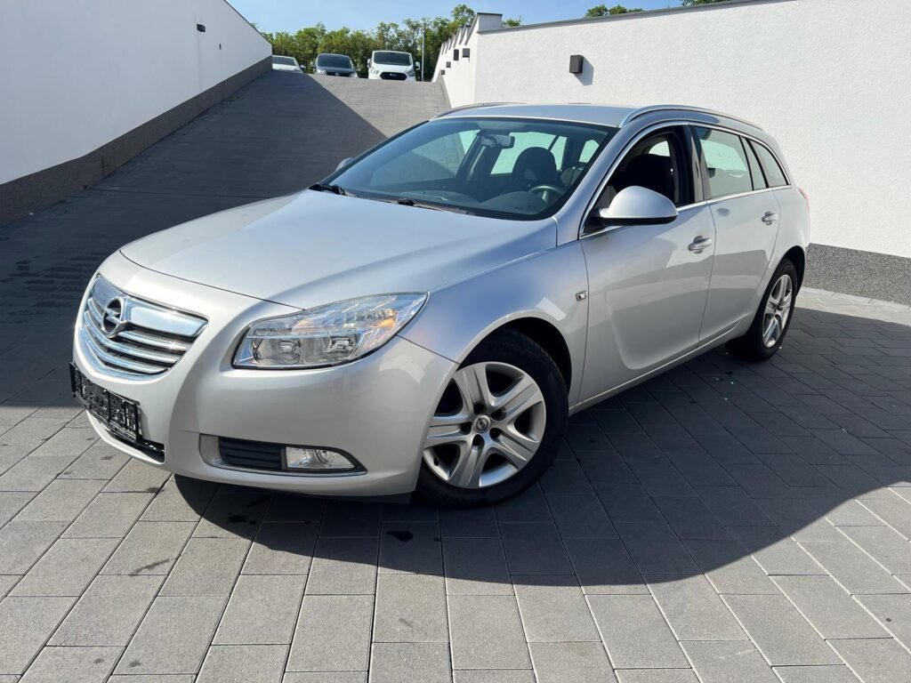 Opel Insignia A Sports Tourer Edition