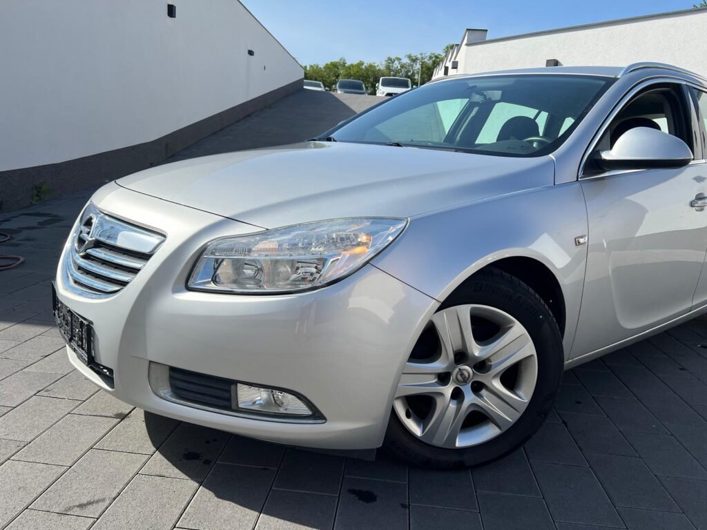 Opel Insignia A Sports Tourer Edition