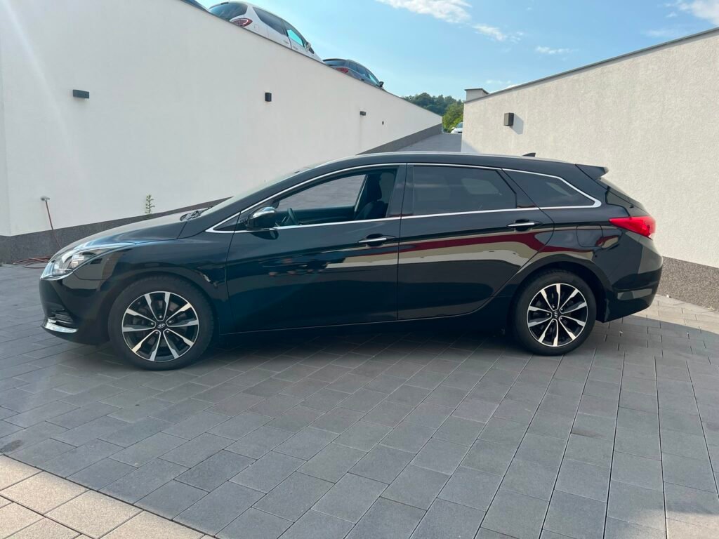 Hyundai i40 1.7 CRDi Trend Blue