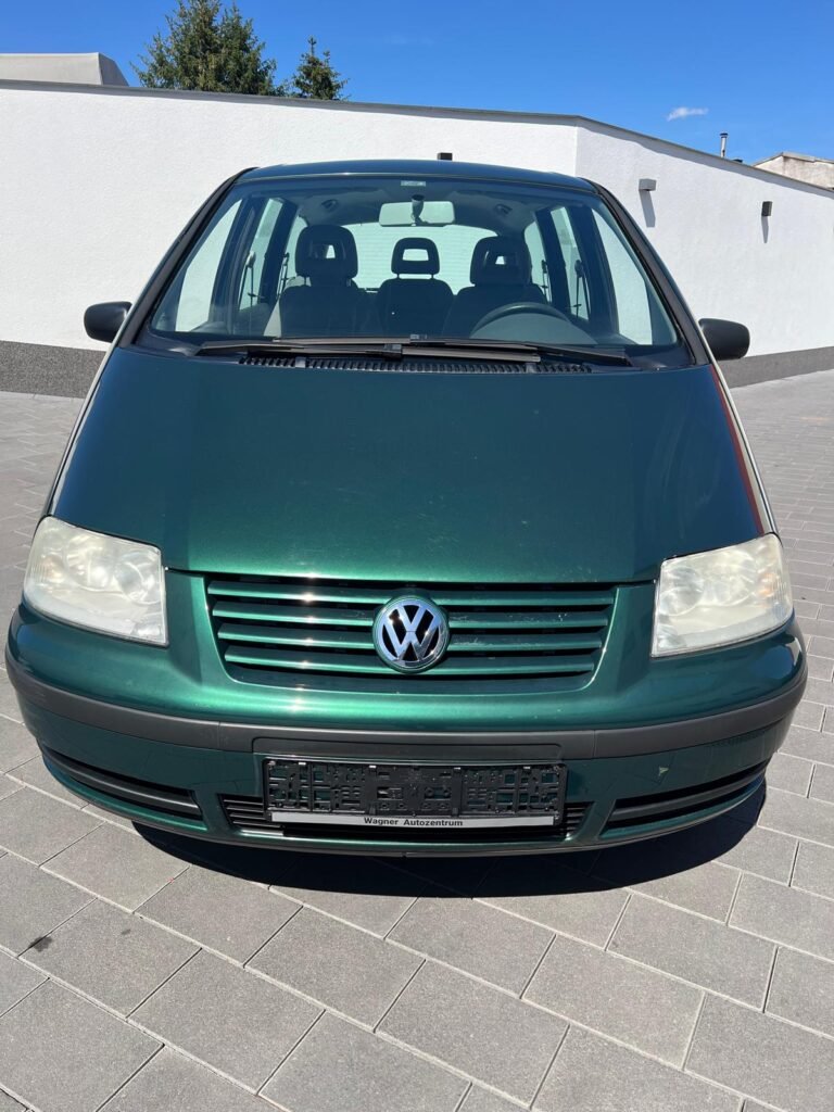 Volkswagen Sharan 2.0 Comfortline *PRVI VLASNIK*