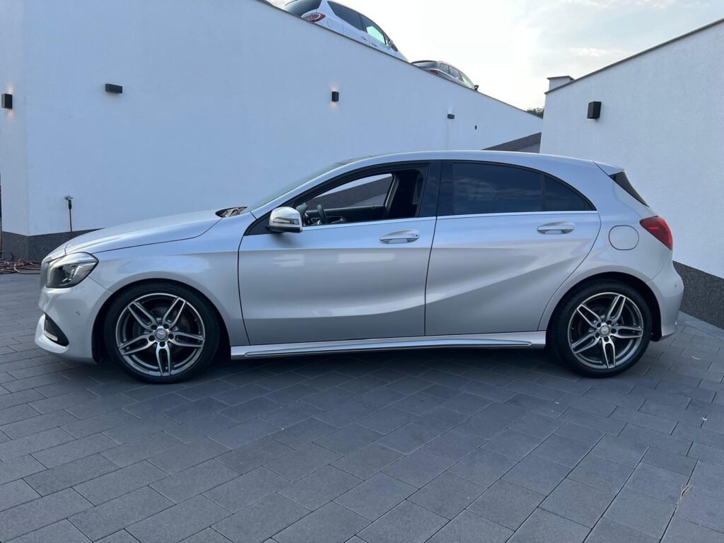 Mercedes-Benz A 180 AMG-Paket