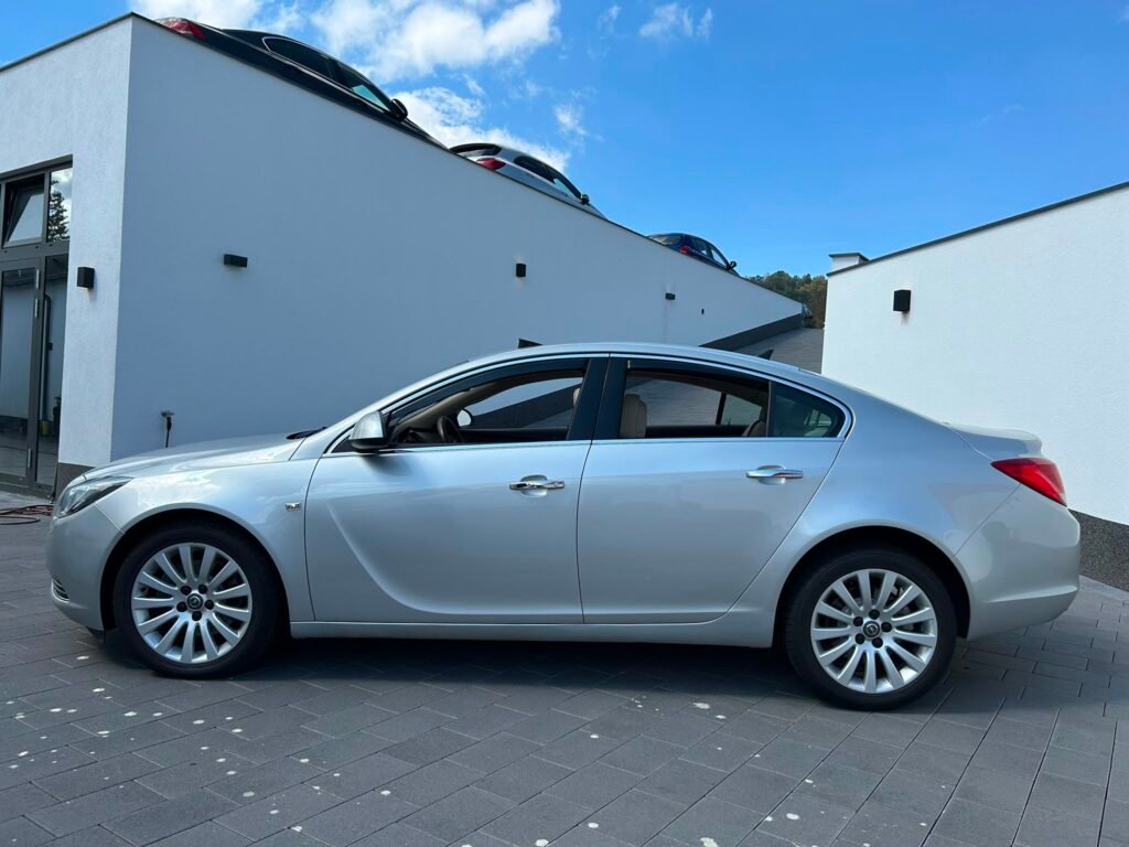 Opel Insignia limousine