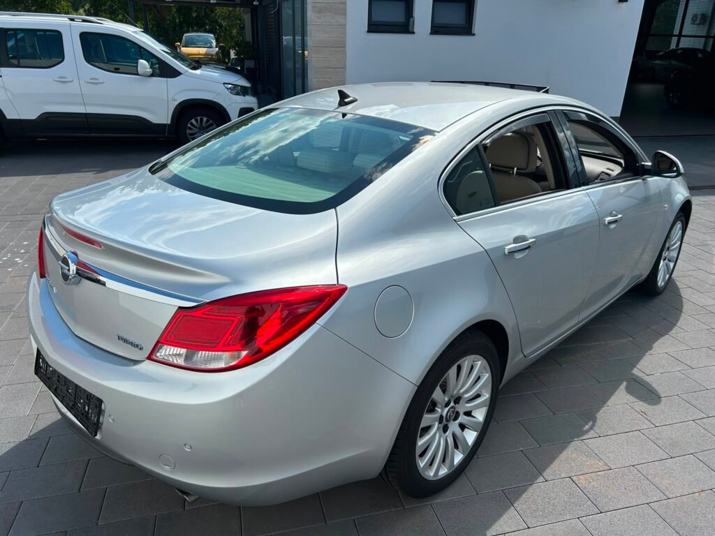 Opel Insignia limousine