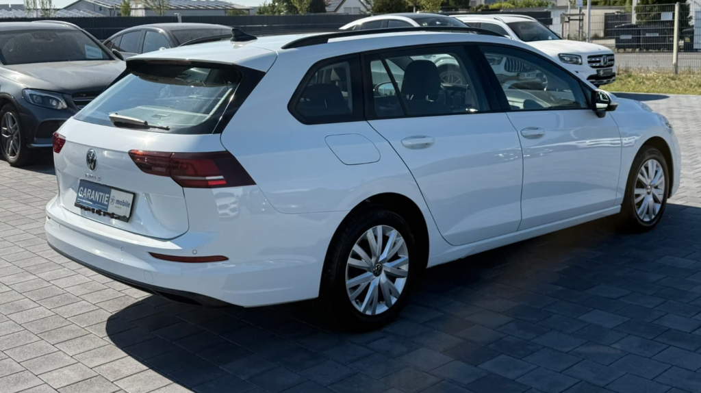 Volkswagen Golf VIII Variant 2.0 TDI Goal