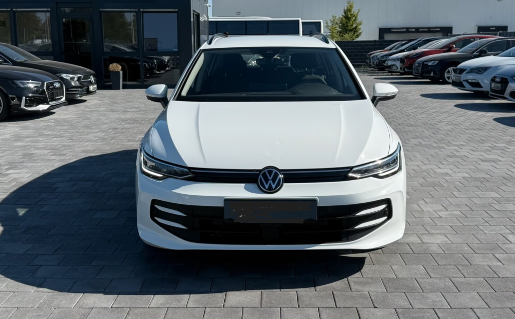 Volkswagen Golf VIII Variant 2.0 TDI Goal
