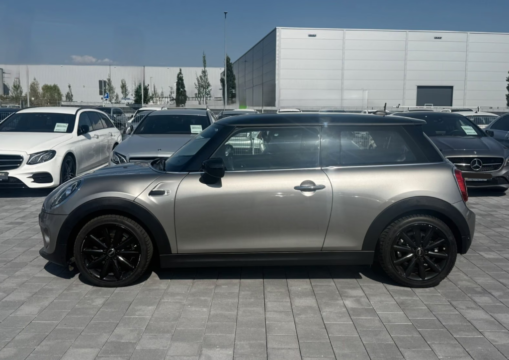MINI Cooper COOPER Mini