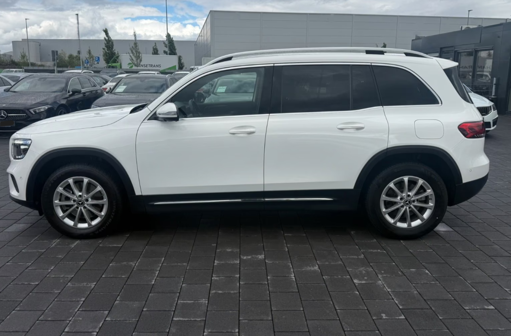 Mercedes-Benz GLB 200