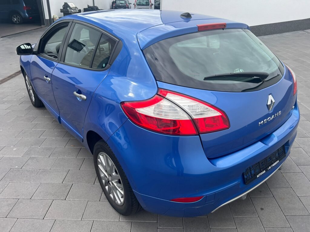 Renault Megane ENERGY TCe 130 Paris