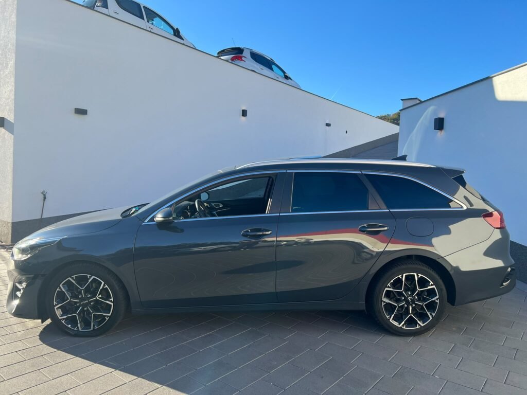 Kia Ceed 1.6 CRDi Mild Hybrid Vision *AUTOMATIK*