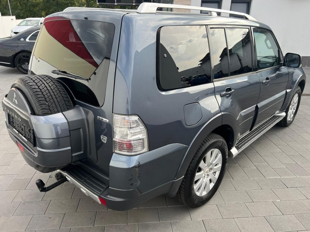 Mitsubishi Pajero 3.8 V6 Mivec Instyle AWD