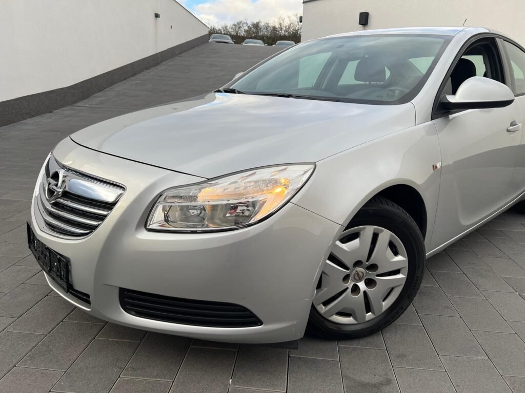 Opel Insignia A